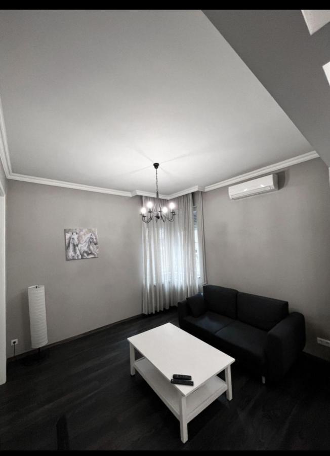 Doctors Garden Appartment Sofia Esterno foto